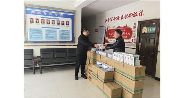 商洛市衛健委：配發(fā)出診箱 便民保健康 （轉自商洛新聞網(wǎng)）